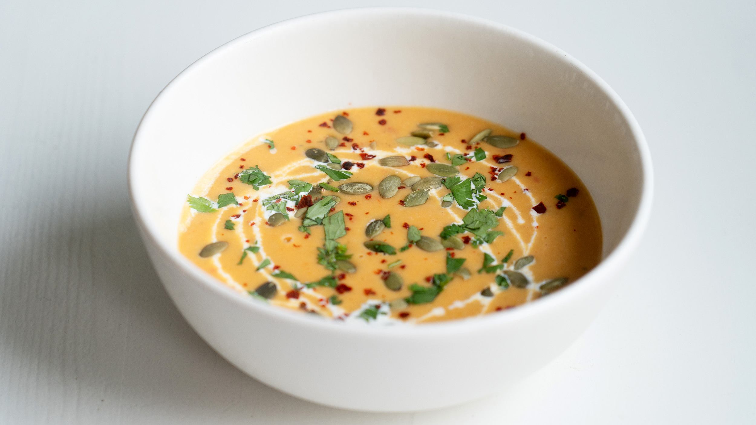 Gresskarsuppe med peanøtter og kokosmelk